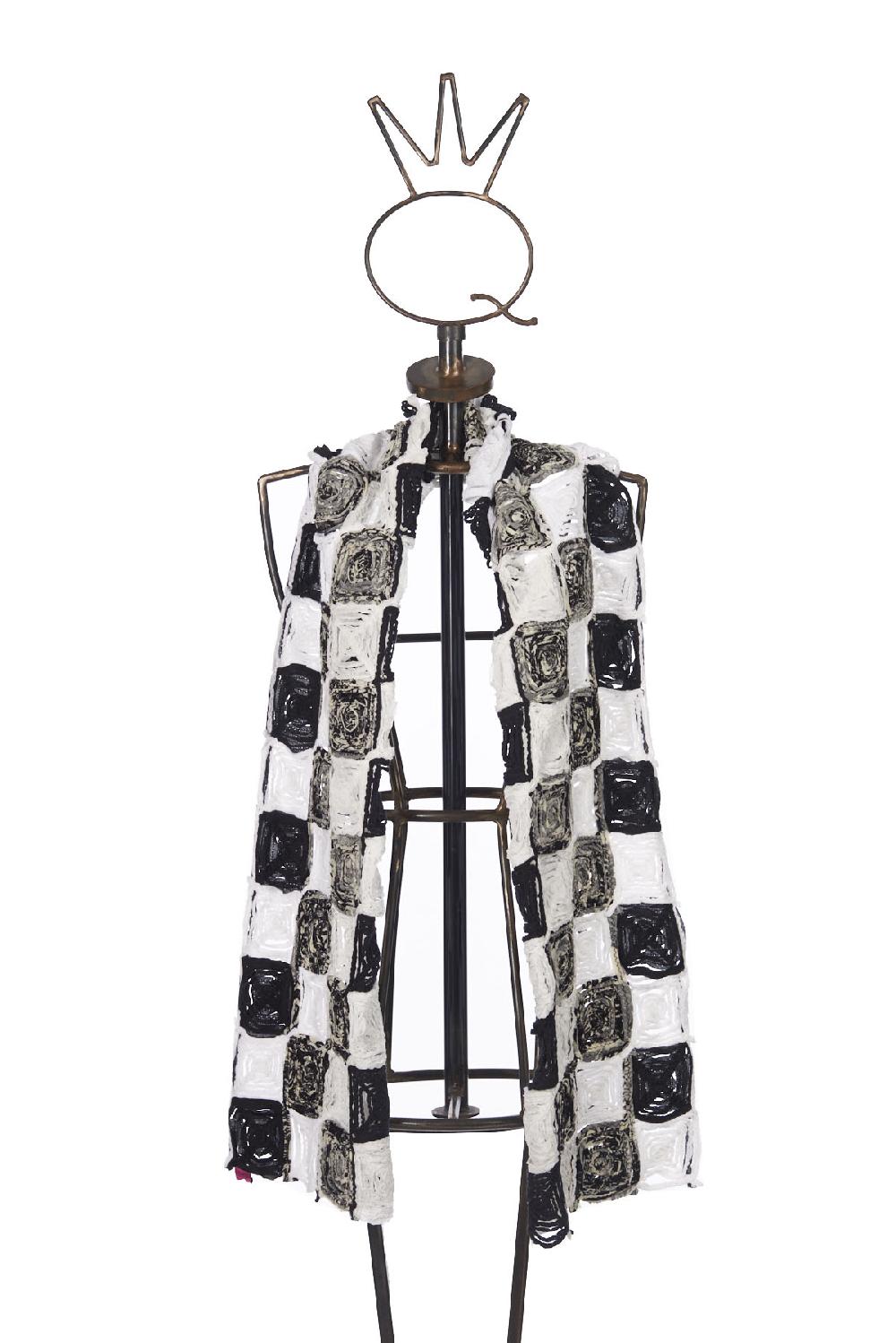 Save The Queen Sciarpa In Cotone Ricamata