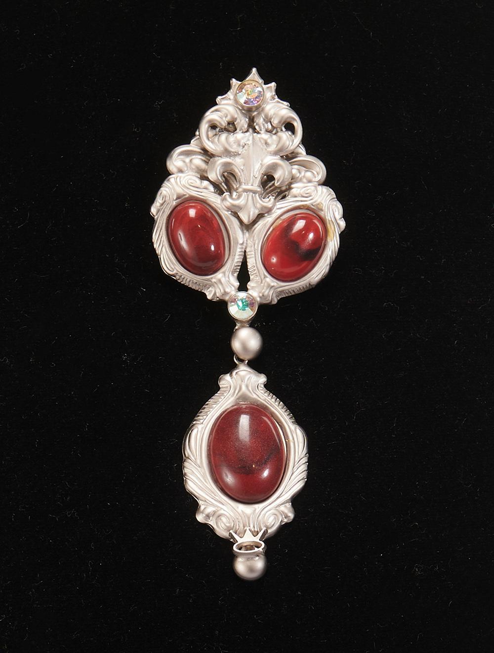 Save The Queen Spilla