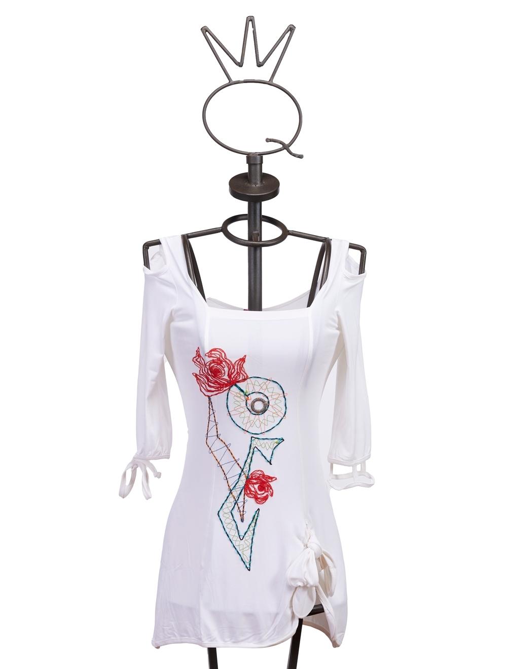 Save The Queen T-shirt bianca lunga con ricamo