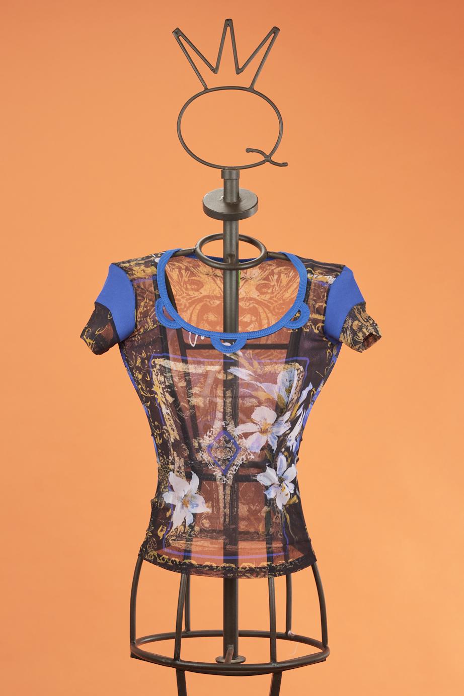 Save The Queen T-shirt in tulle stampato