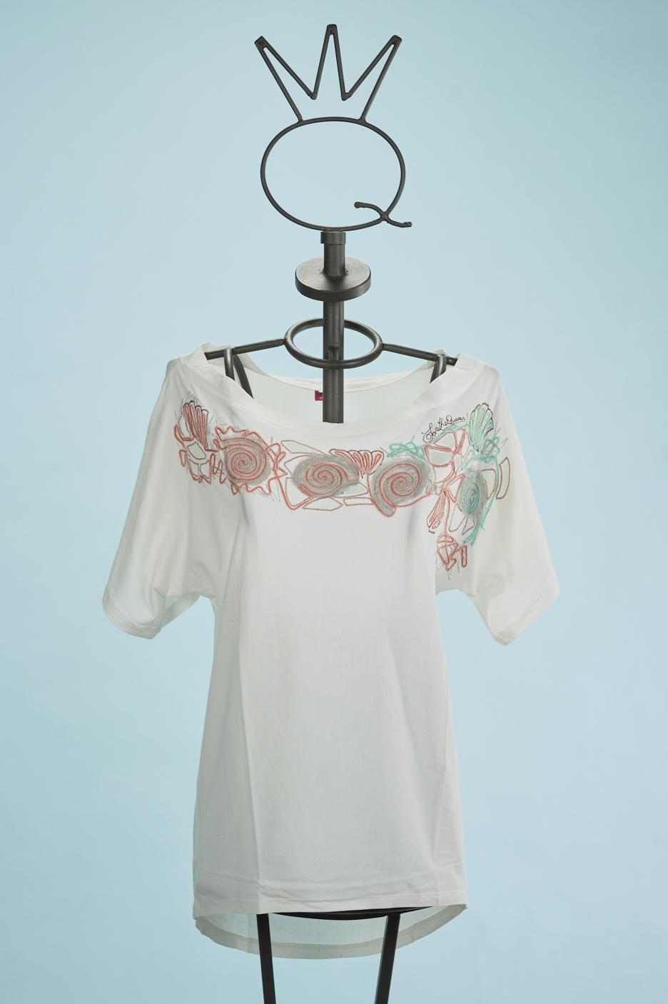 Save The Queen T-Shirt ricamata