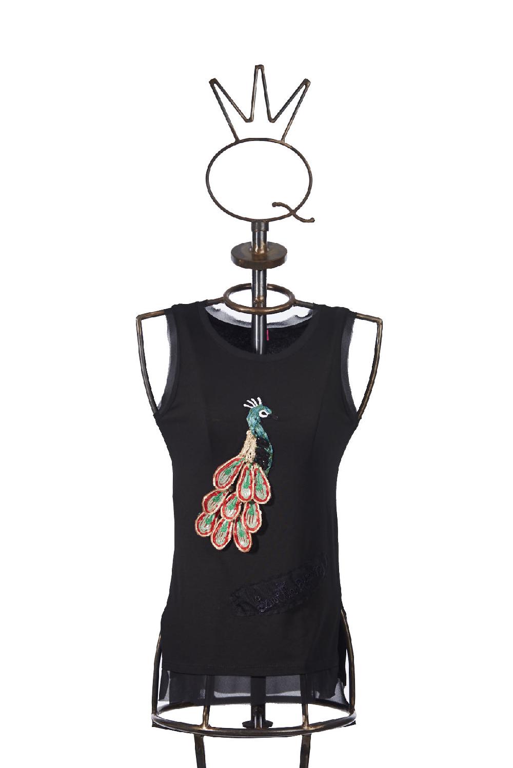 Save The Queen Top con ricamo pavone