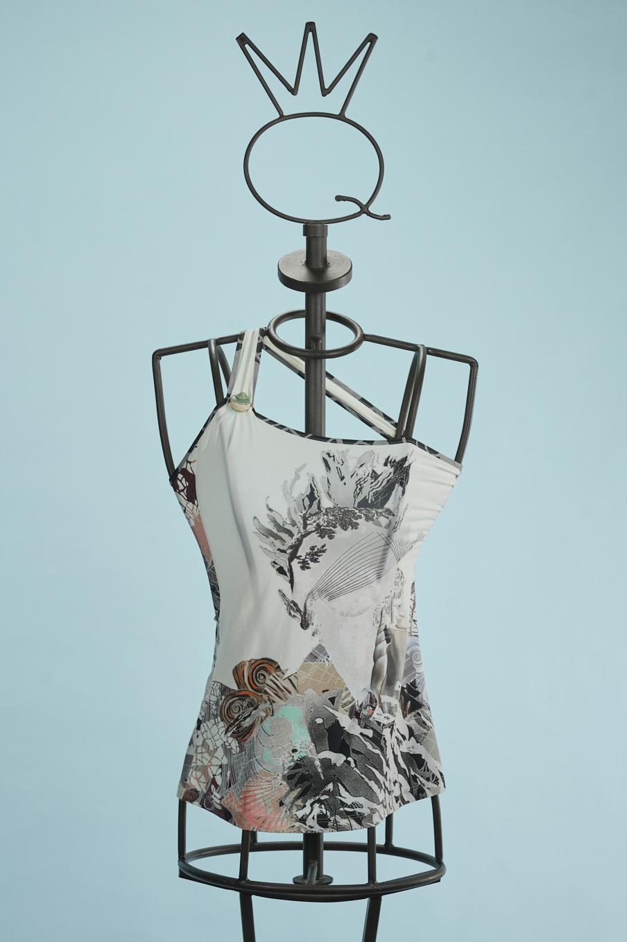 Save The Queen Top monospalla stampato