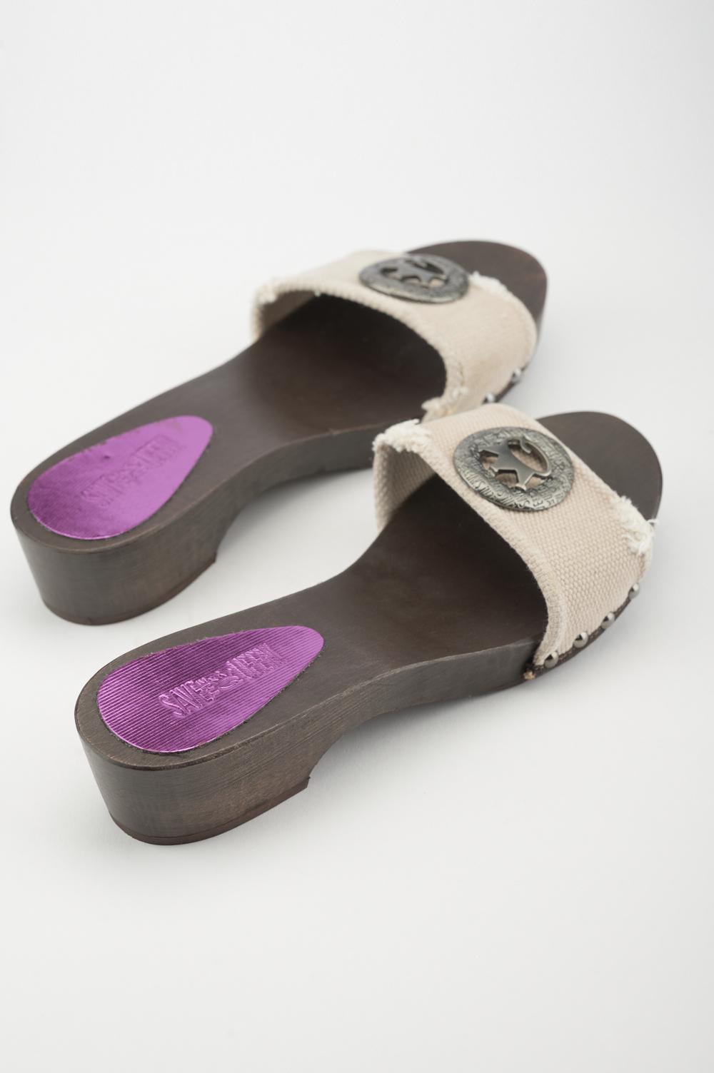 Save The Queen Zoccoli In Legno