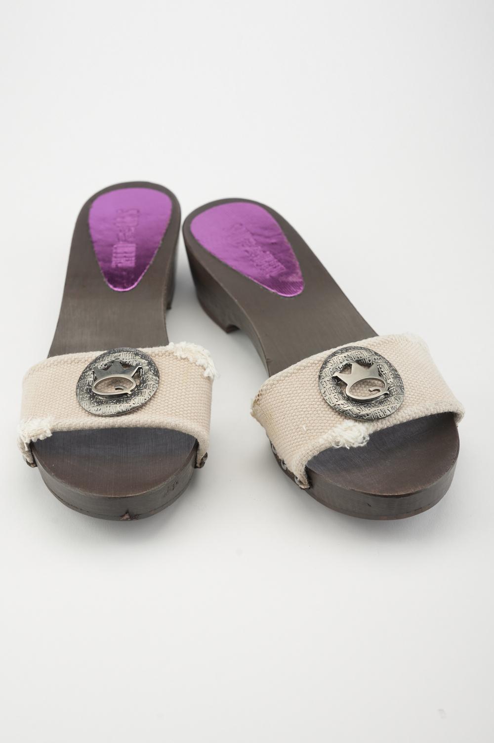 Save The Queen Zoccoli in legno