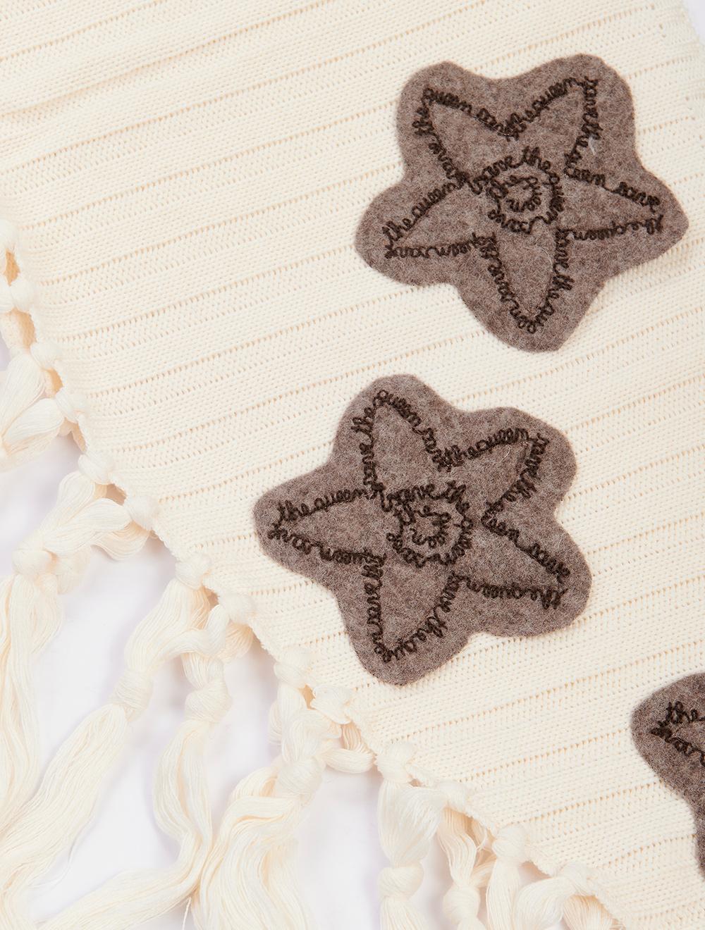 Save The Queen Sciarpa In Maglia Con Frange E Applicazione