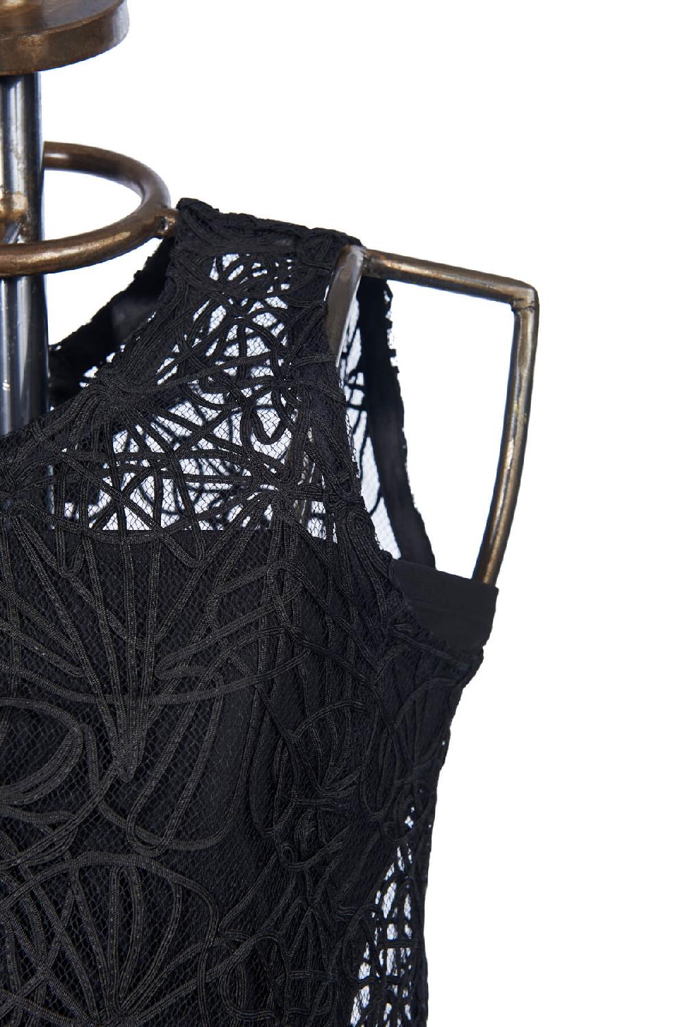 Save The Queen Top In Pizzo Nero Con Dettaglio In Tessuto Stampato