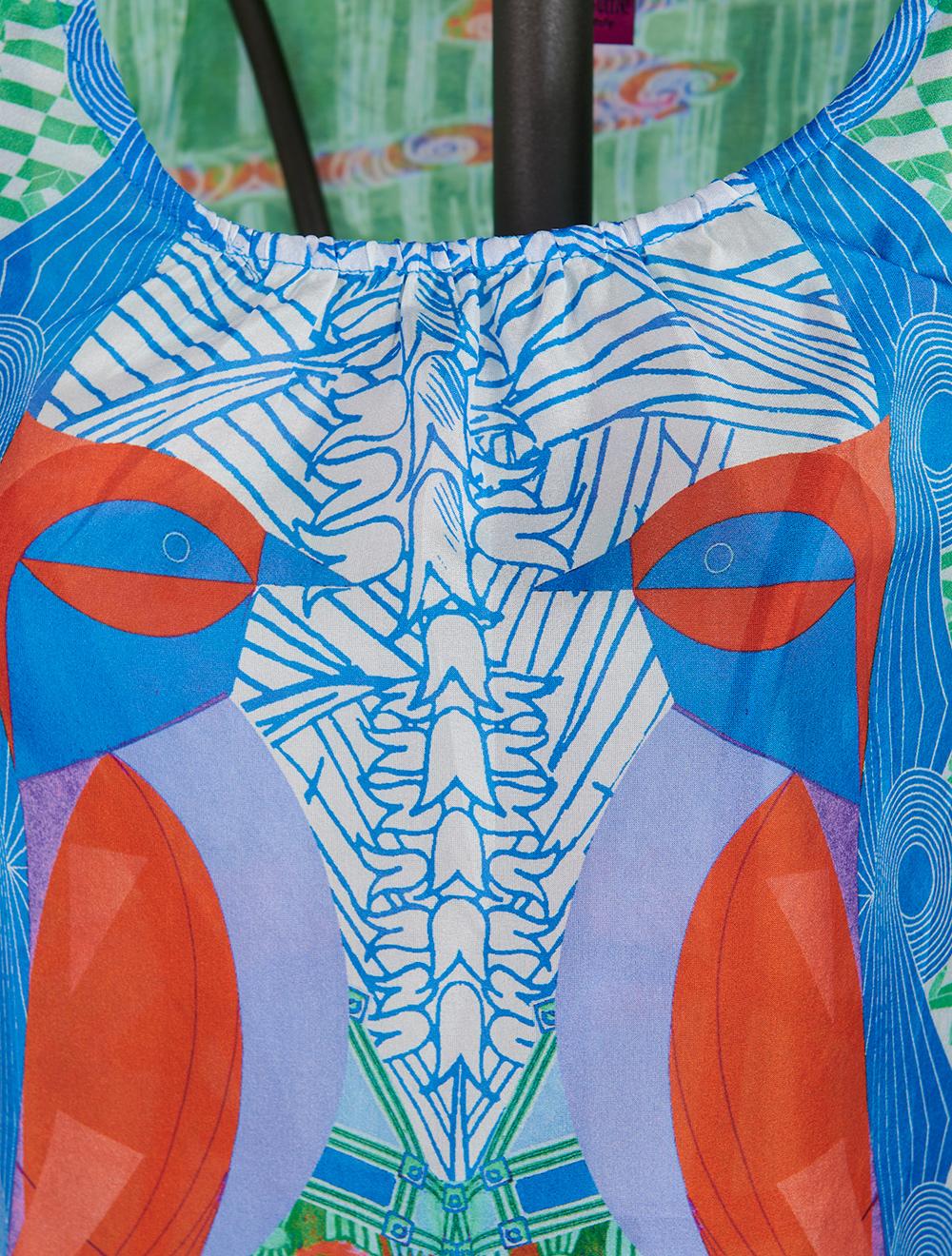 Save The Queen Top In Seta Con Stampa Dedicata Al Tucano