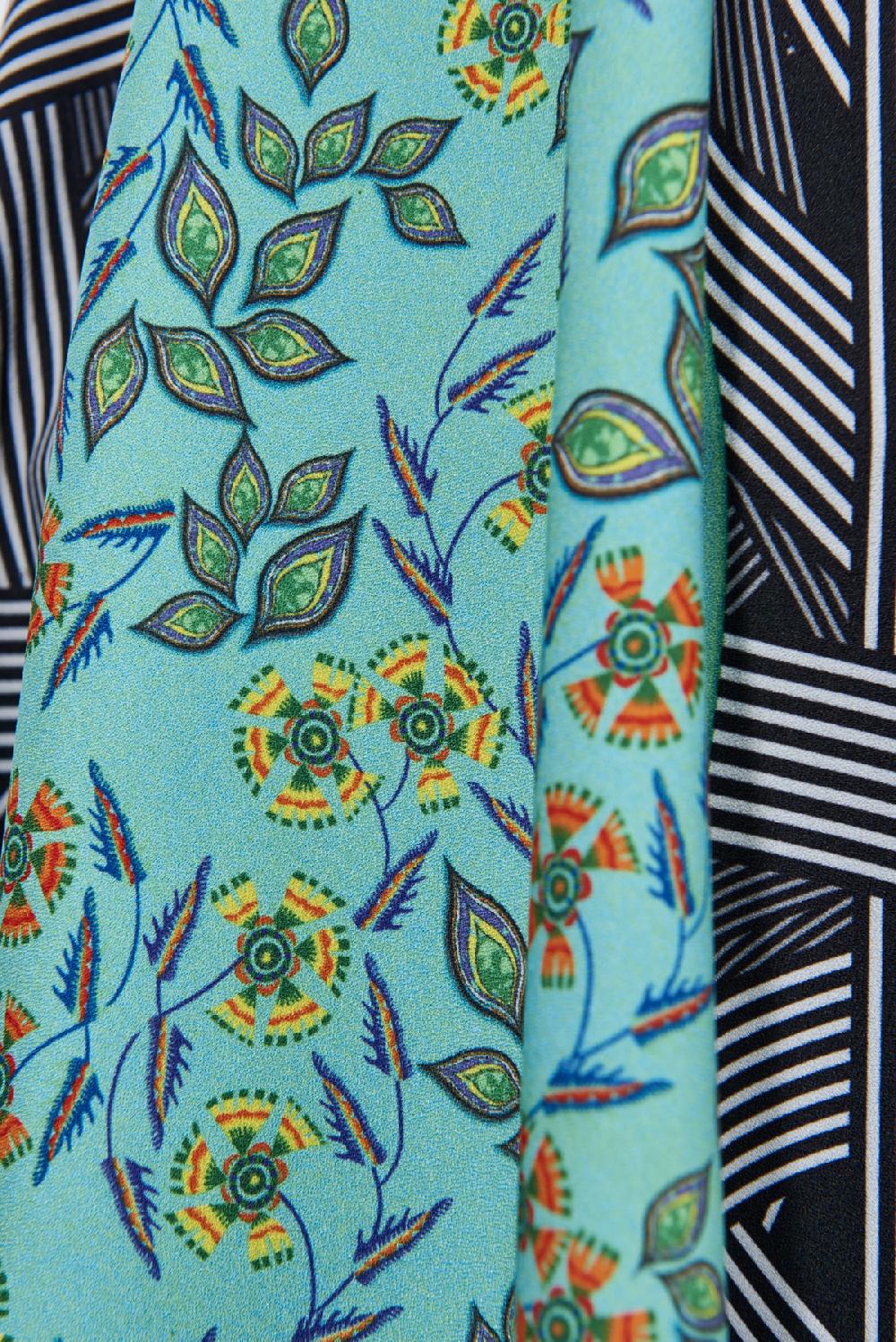 Save The Queen Vestito Corto Godet Con Fantasia Geometrica Bianca E Nera