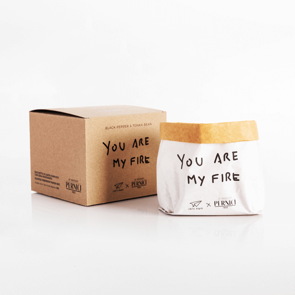 Sbam Design Candela “Pensieri Stropicciati” – Black Pepper & Tonka Bean