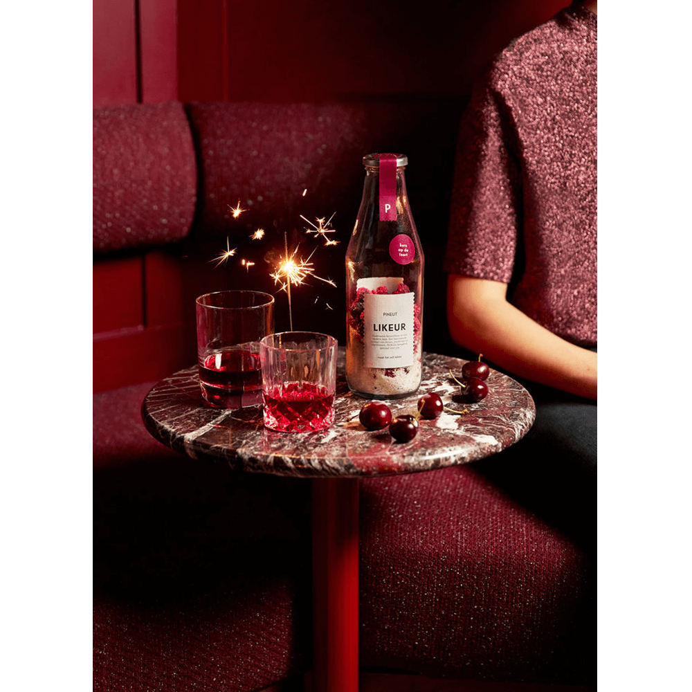 Sbam Design Pineut – Bottiglia Preparato Per Liquore Alla Ciliegia