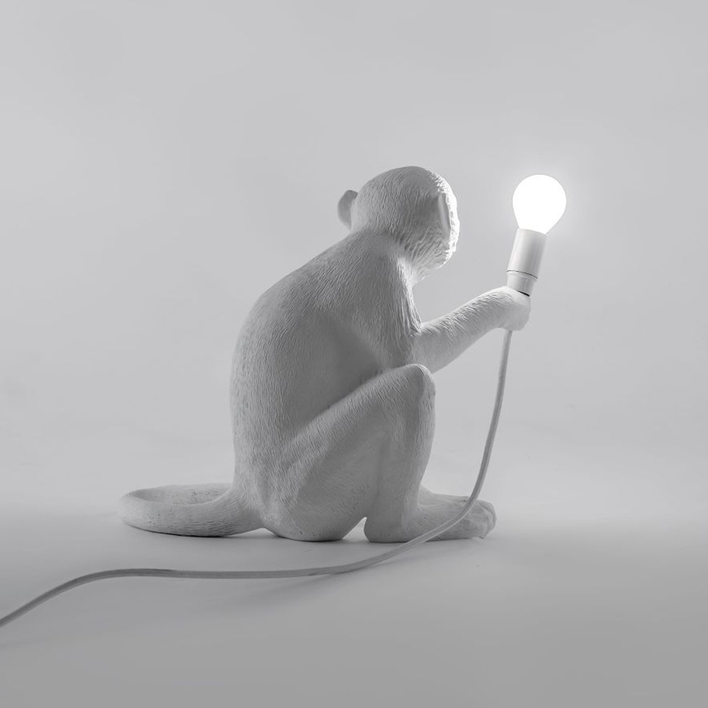 Sbam Design Monkey Lamp – Sitting