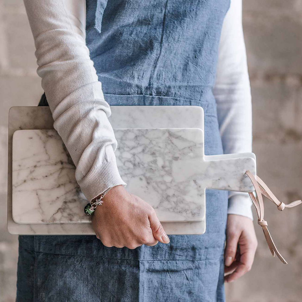 Sbam Design Tagliere In Marmo Bianco Di Carrara E Cuoio