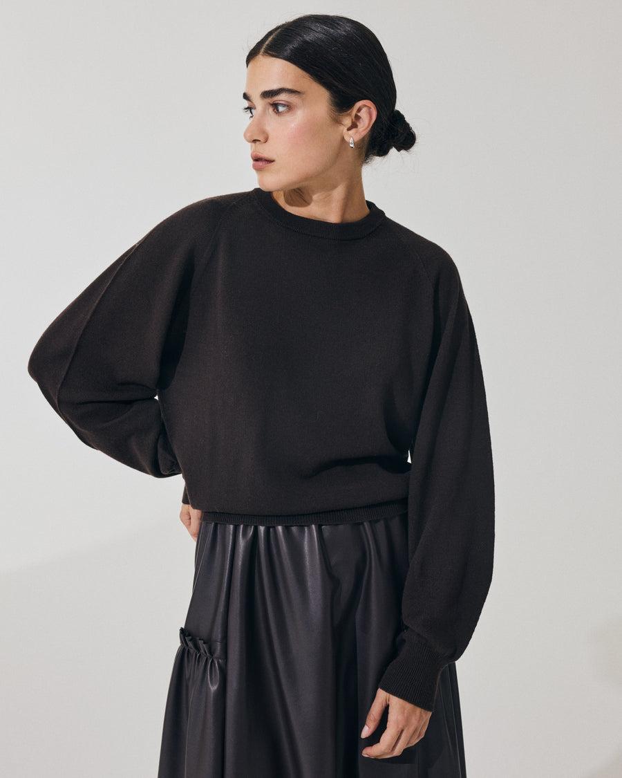 Scaglione ROUND NECK BOXY RAGLAN SEAMLESS MERINO EBANO