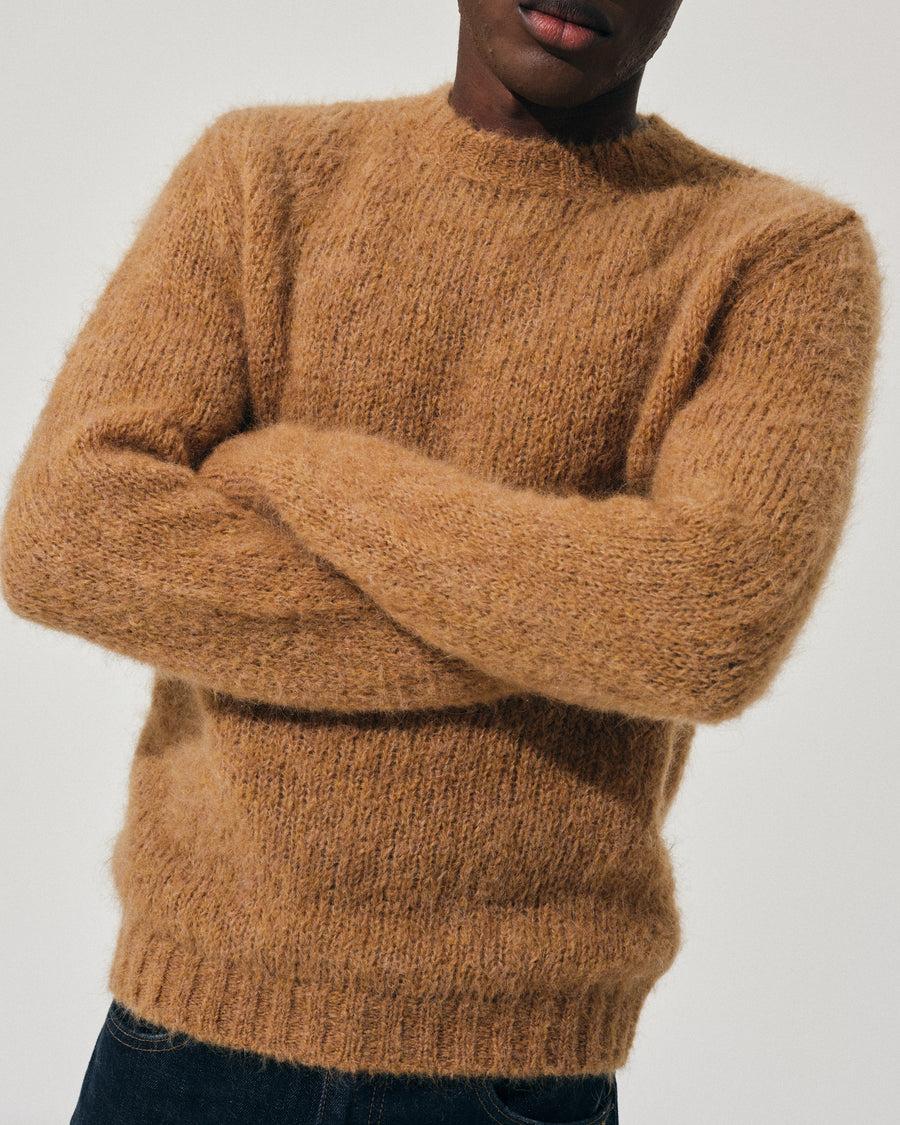 Scaglione ROUND NECK MESSY HAIR CARAMEL