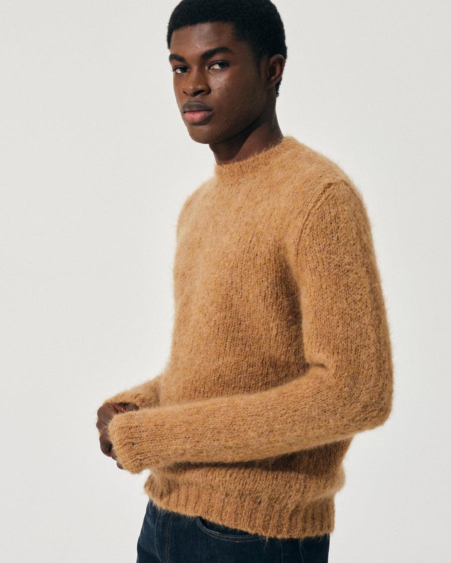 Scaglione ROUND NECK MESSY HAIR CARAMEL