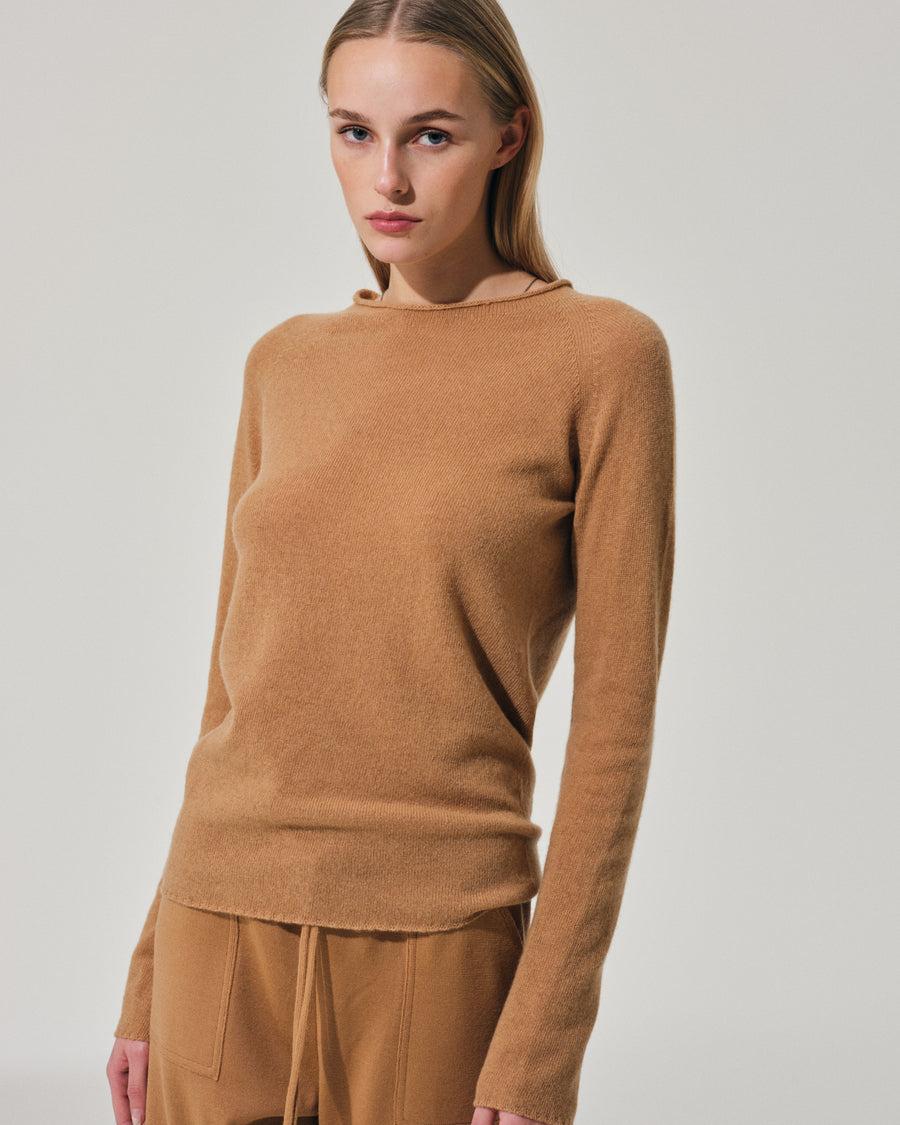 Scaglione ROUND NECK SLIM RAGLAN SEAMLESS CARAMEL