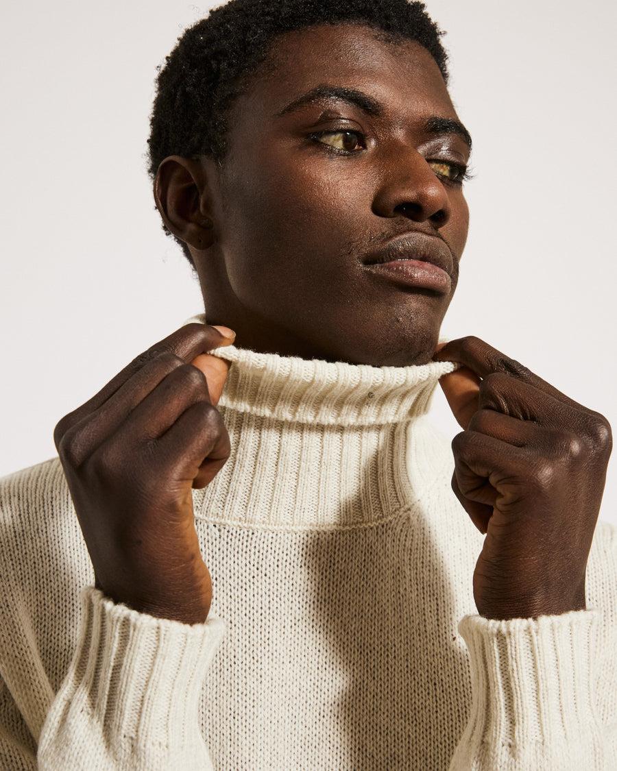 Scaglione TURTLE NECK SEAMLESS SOFTWOOL MILK