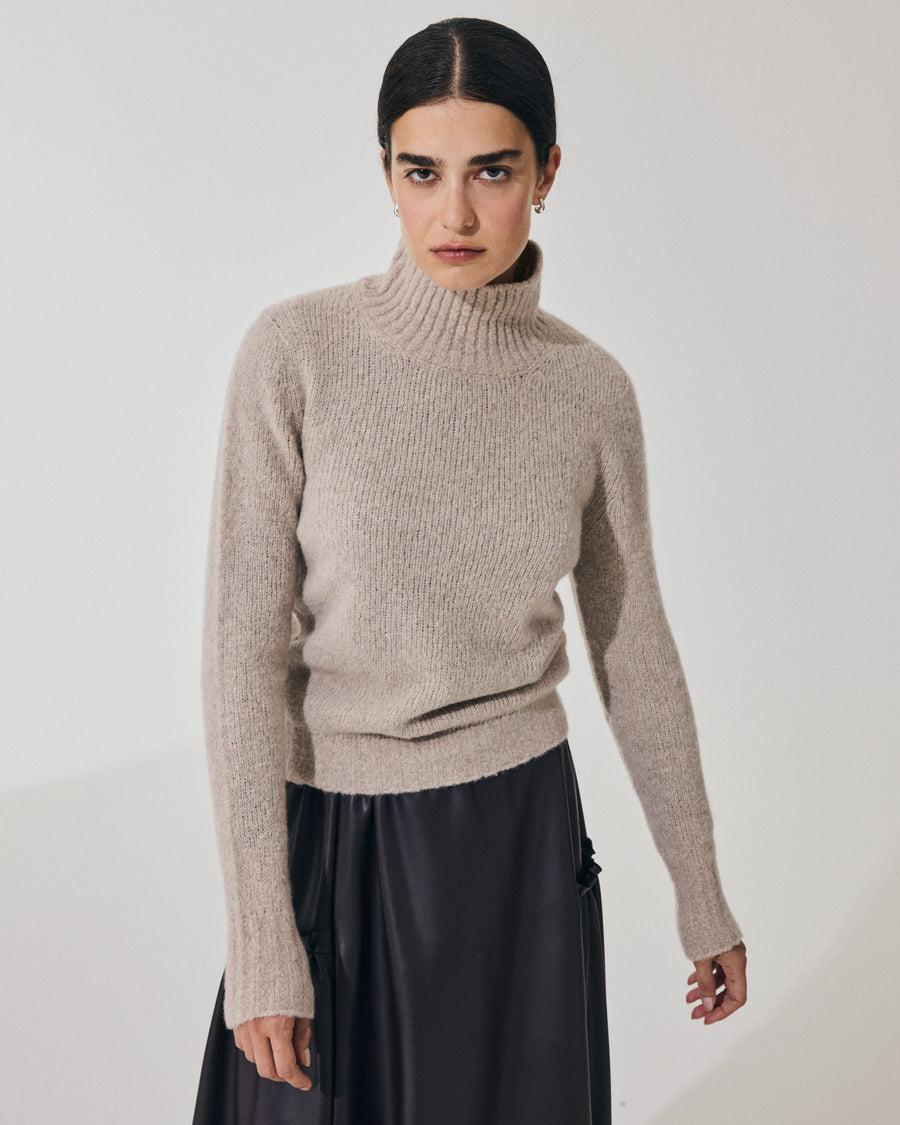 Scaglione TURTLE NECK SLIM PUFFED CASHMERE BEIGE