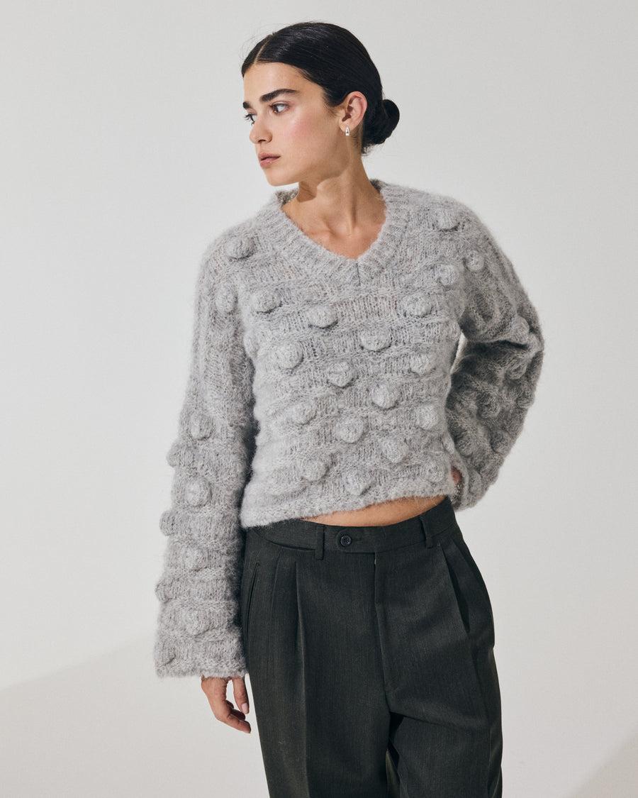 Scaglione V NECK OVER HAZELNUT STITCH GREY