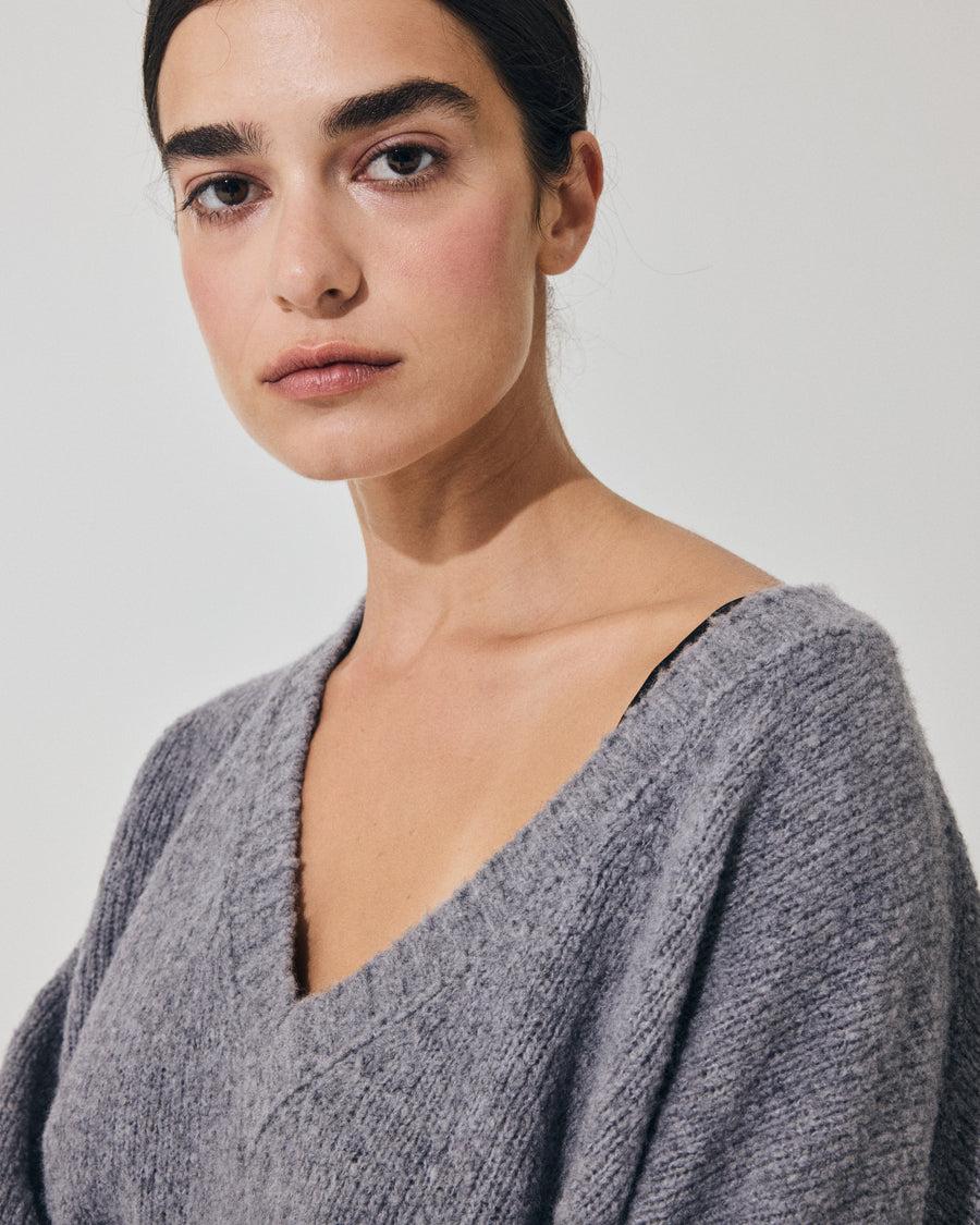 Scaglione V NECK OVER PUFFED CASHMERE GREY