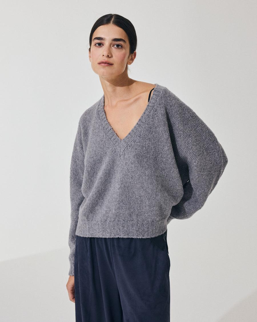 Scaglione V NECK OVER PUFFED CASHMERE GREY