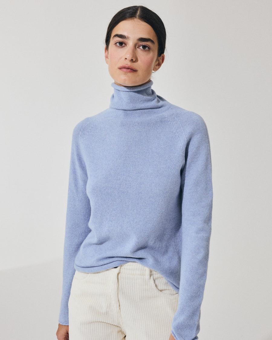 Scaglione TURTLE NECK RAGLAN SEAMLESS HYBRID CASHMERE CELESTE