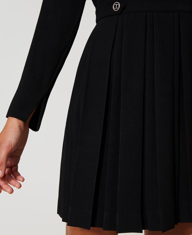 Scee By Twin Set Abito Corto In Crêpe Plissé Con Bottoni