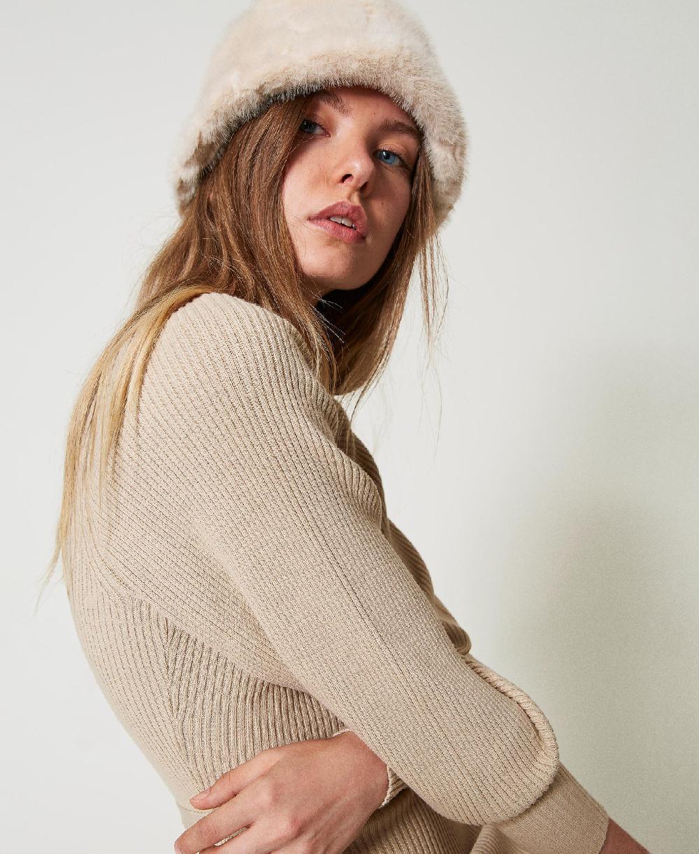 Scee by twin set Cappello bucket in faux fur con logo