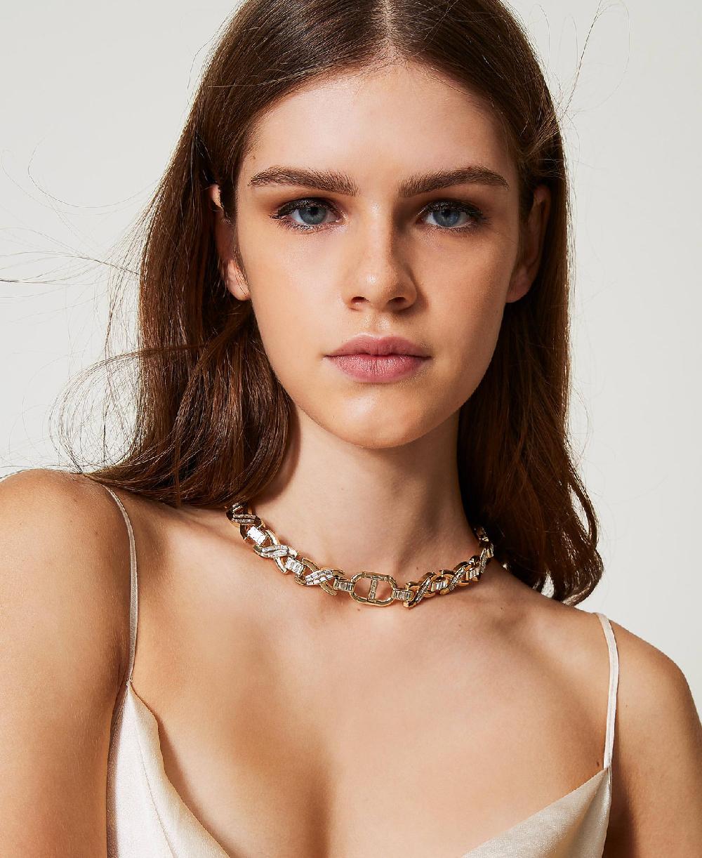 Scee by twin set Collana girocollo con strass e Oval T
