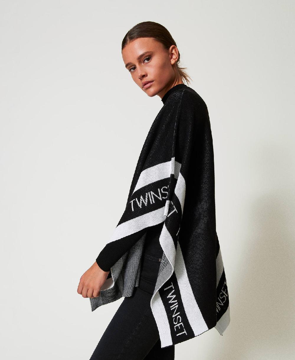 Scee by twin set Poncho in maglia jacquard con logo