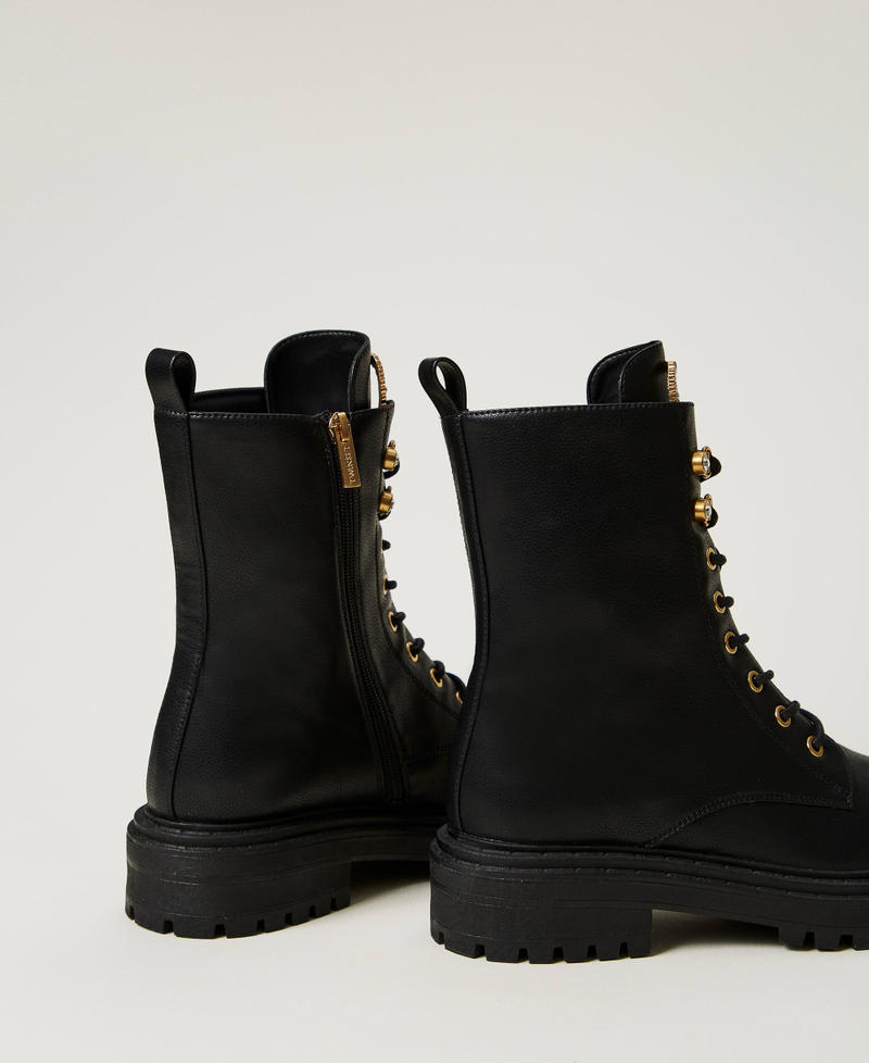 Scee By Twin Set Anfibi Con Oval T In Strass