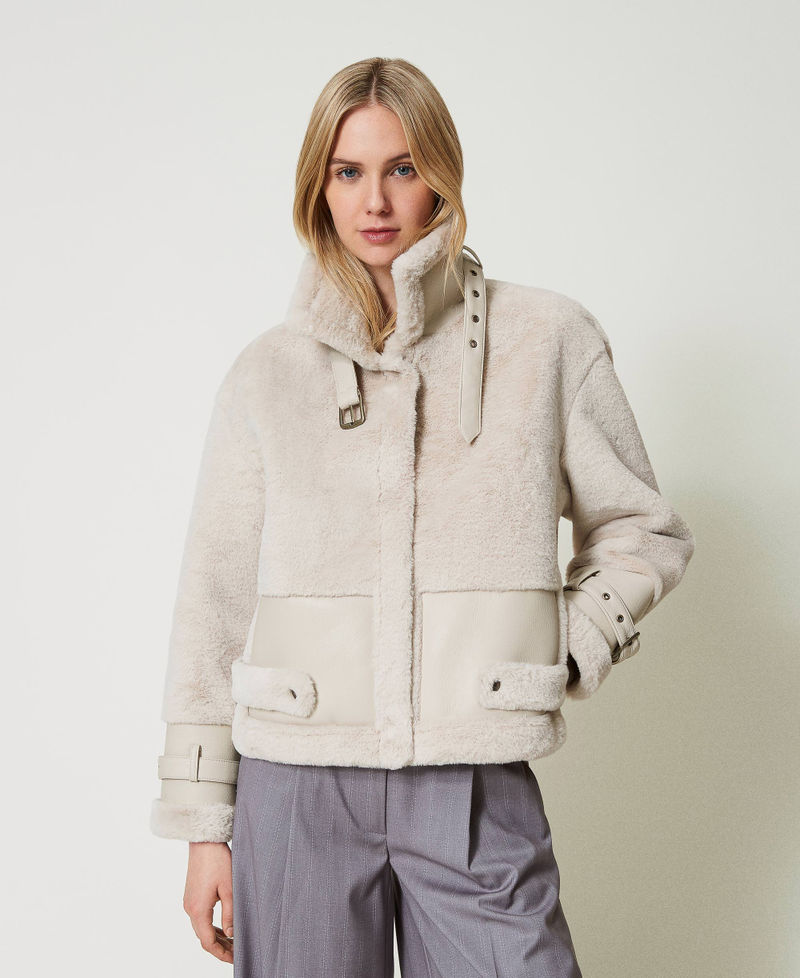 Scee By Twin Set Giacca In Faux Fur Con Cinturini