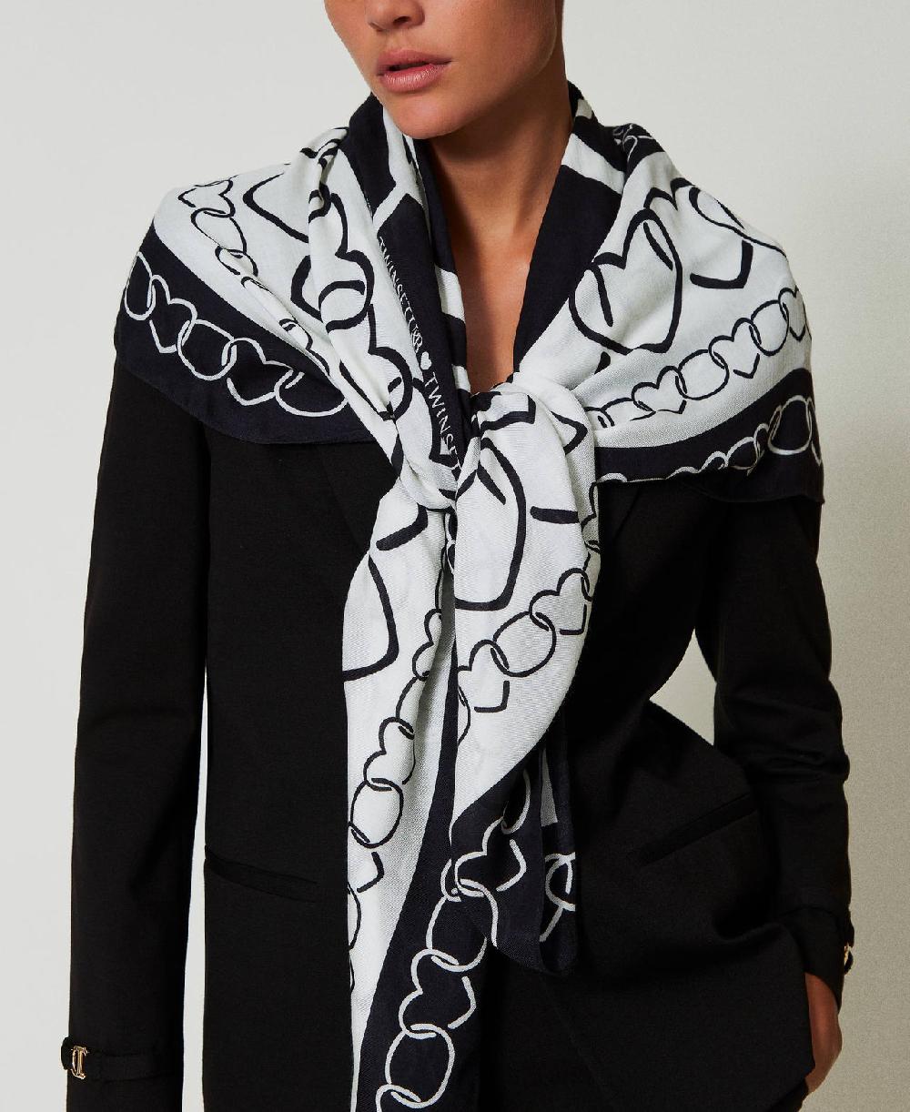 Scee by twin set Kefiah con stampa a cuori