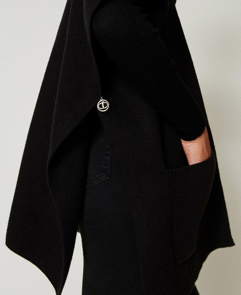 Scee By Twin Set Poncho In Maglia Con Ricamo Logo