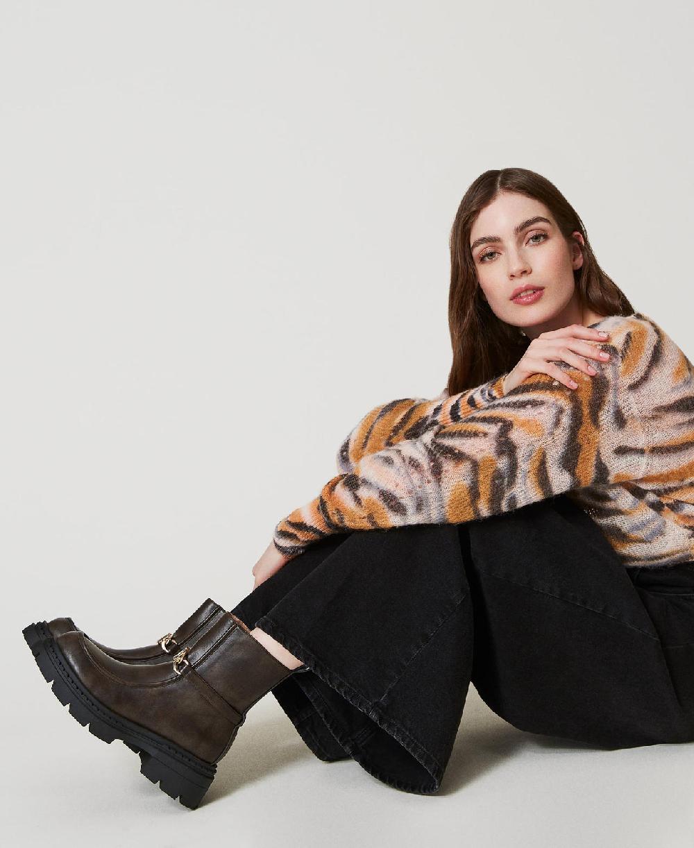 Scee by twin set Stivaletti con morsetto Oval T