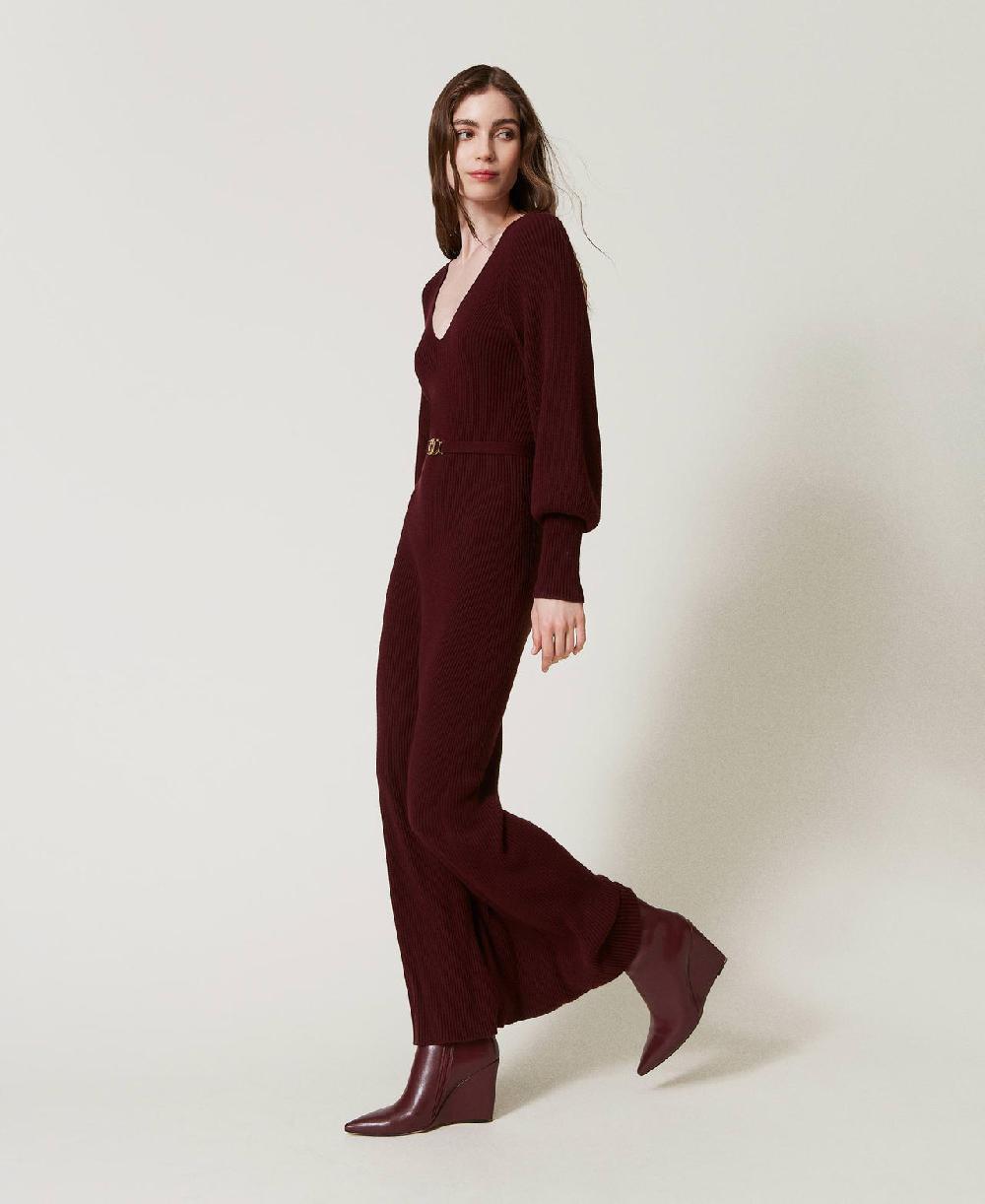 Scee by twin set Stivaletti con zeppa e targhetta logo