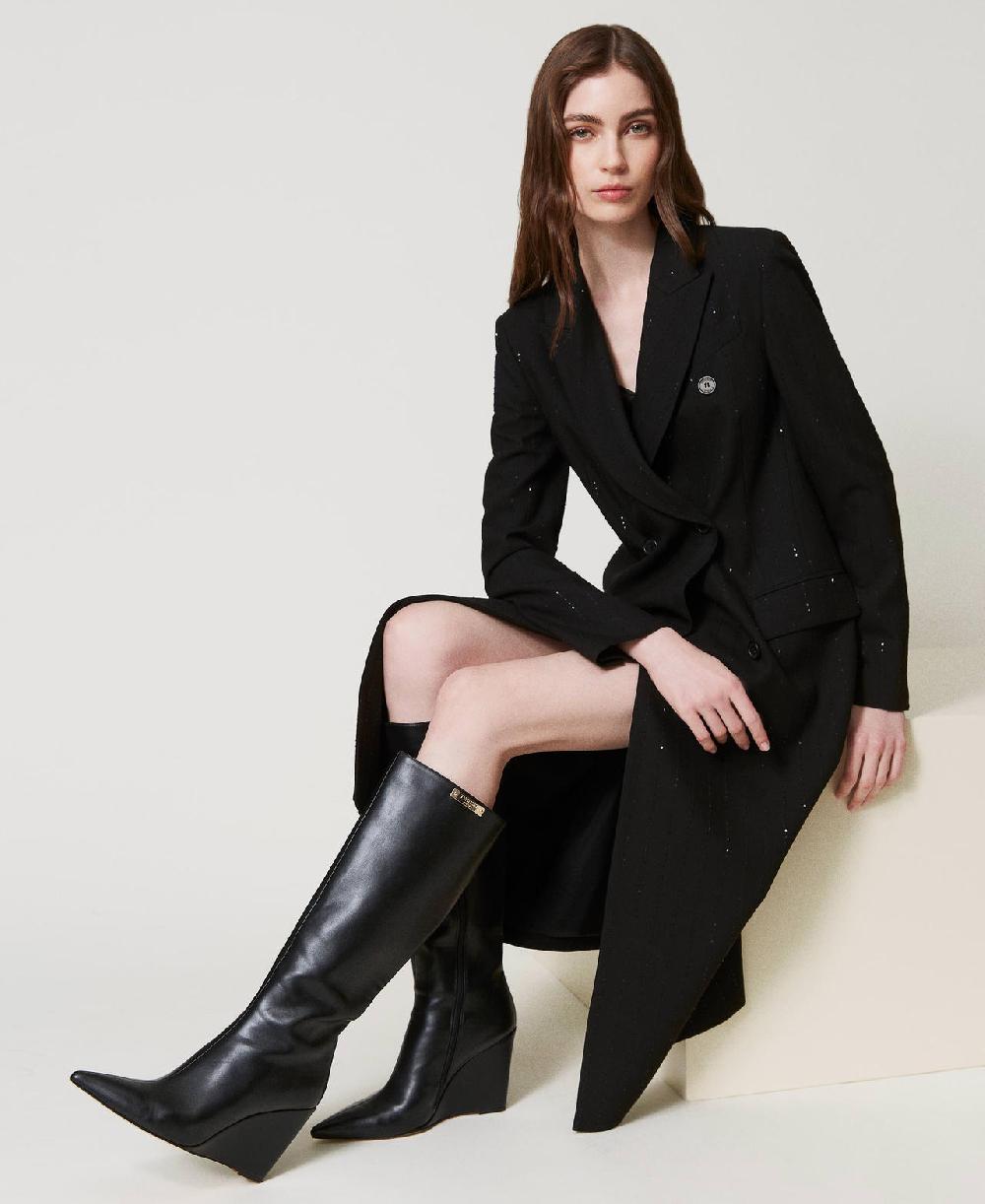 Scee by twin set Stivali alti con zeppa e targhetta logo