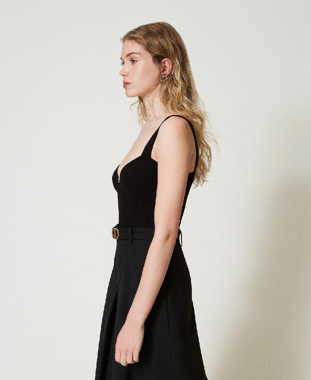 Scee By Twin Set Top Fitted In Maglia Con Logo Oval T