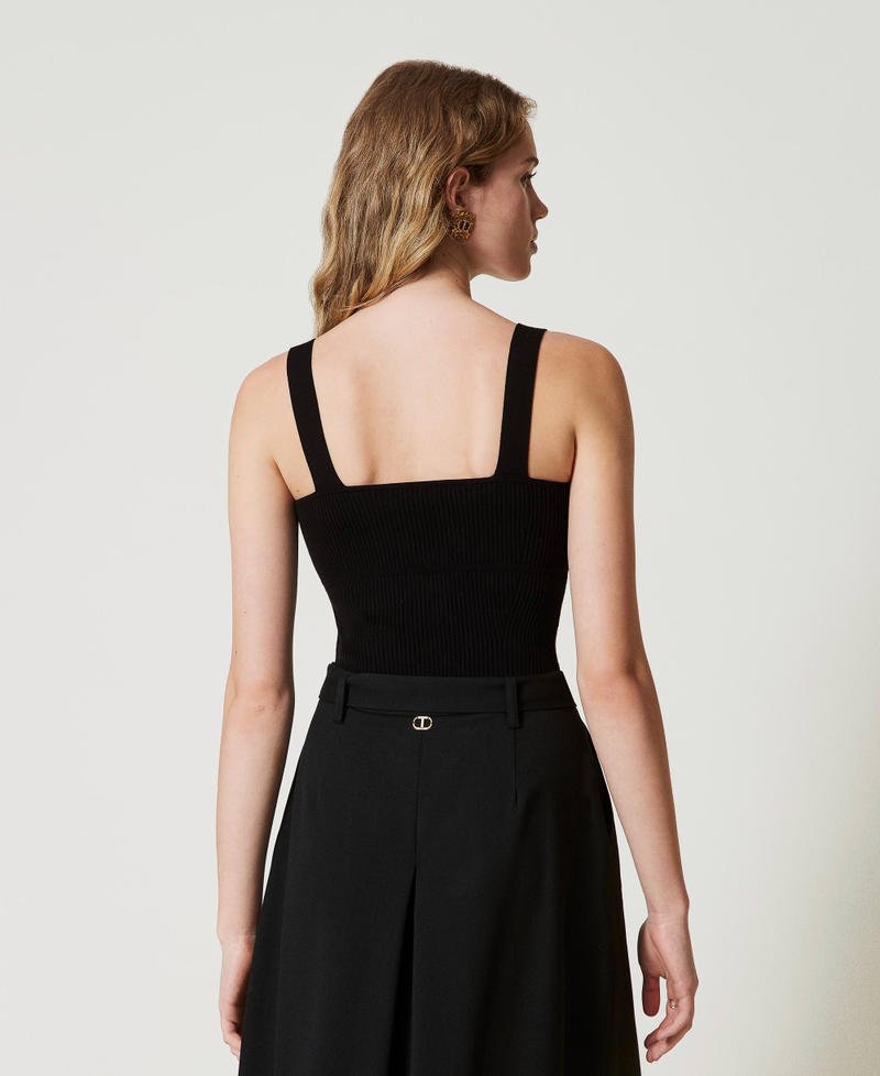 Scee By Twin Set Top Fitted In Maglia Con Logo Oval T