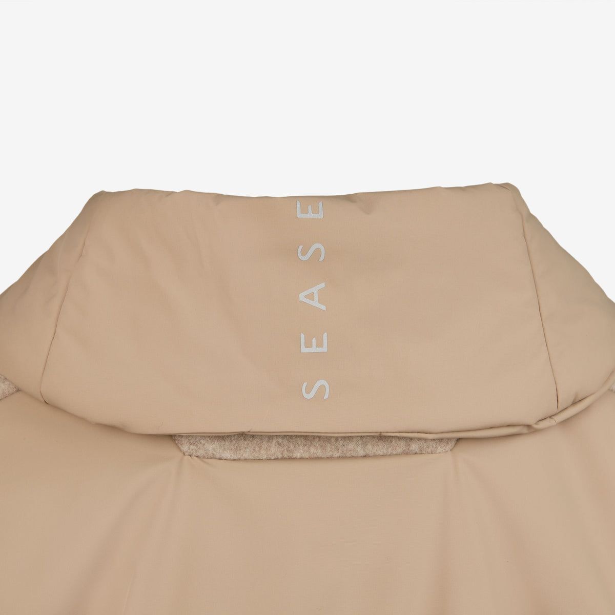 Sease Almas Fleece Over Oyster