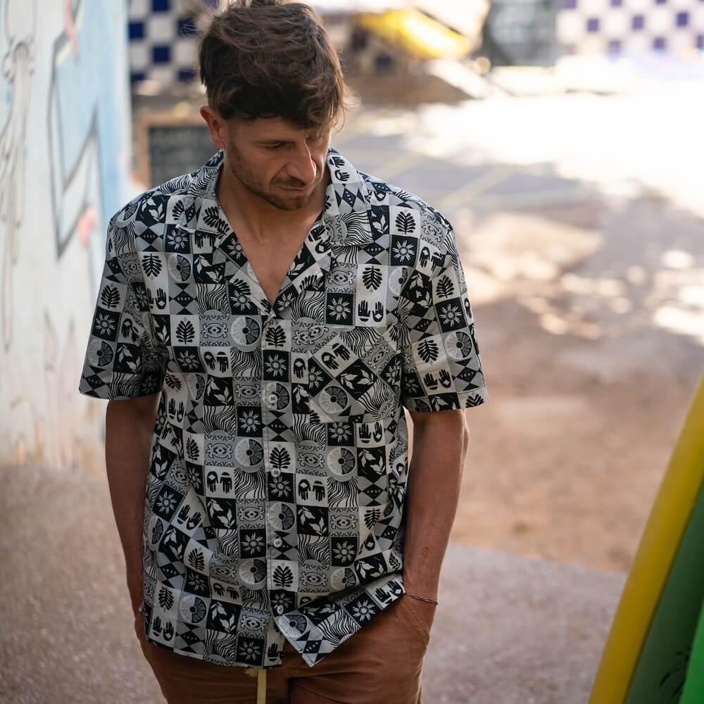 Seay / Camicia Hawaiana Grigia Nera Symbols