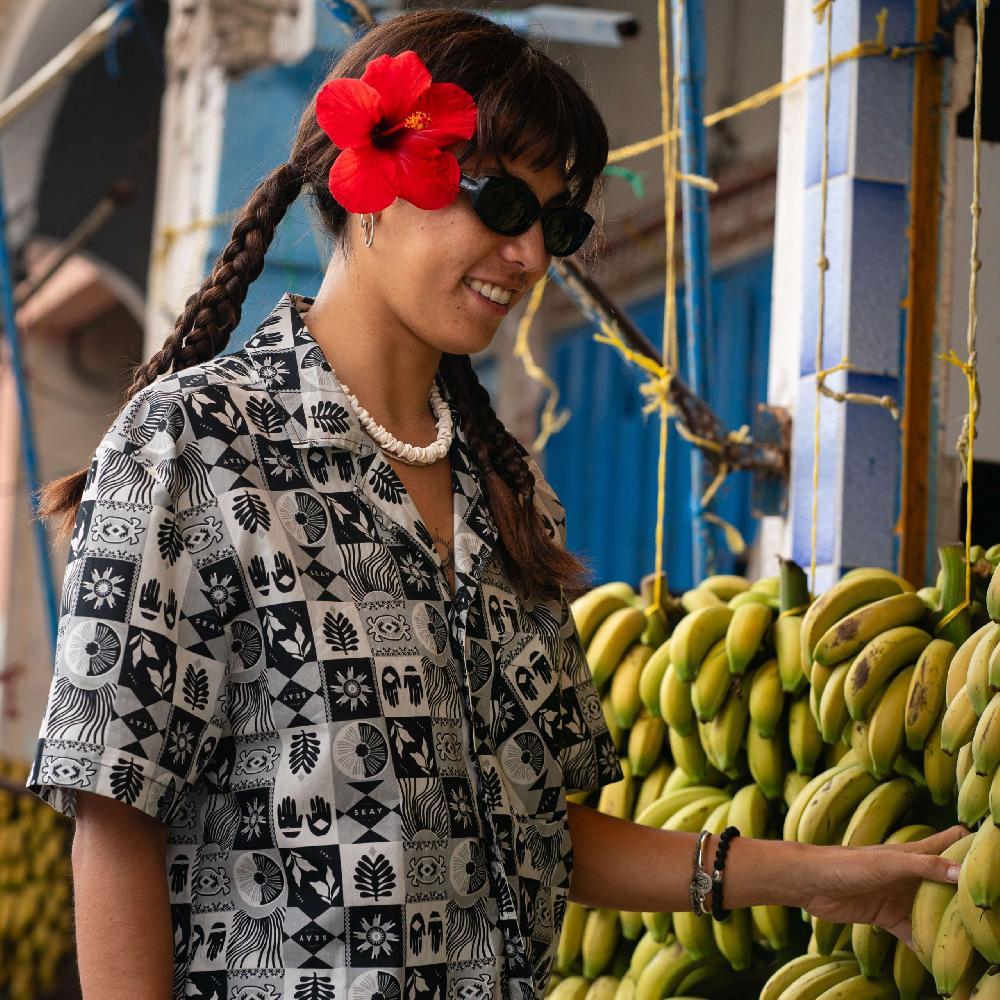 Seay / Camicia Hawaiana Grigia Nera Symbols
