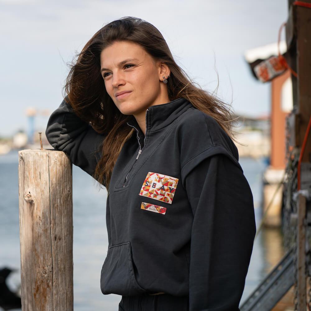 Seay / Felpa con Zip Nera Mandalay