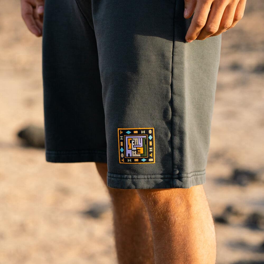 Seay / Pantalone in Felpa Corto Nero Iokepa