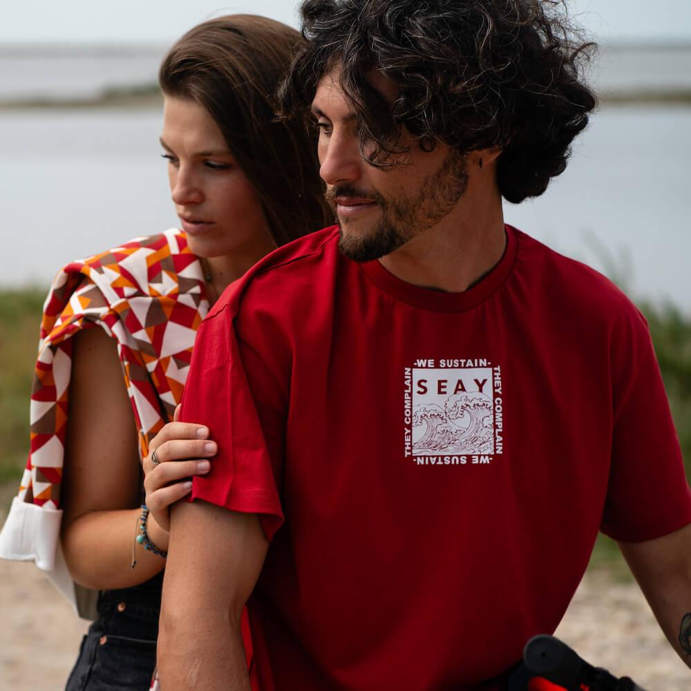 Seay / T-Shirt Rossa Ikaika