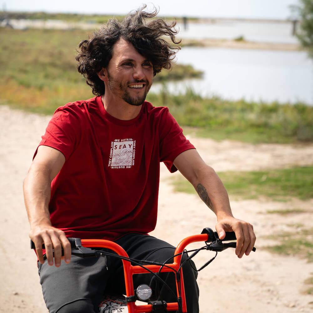 Seay / T-Shirt Rossa Ikaika