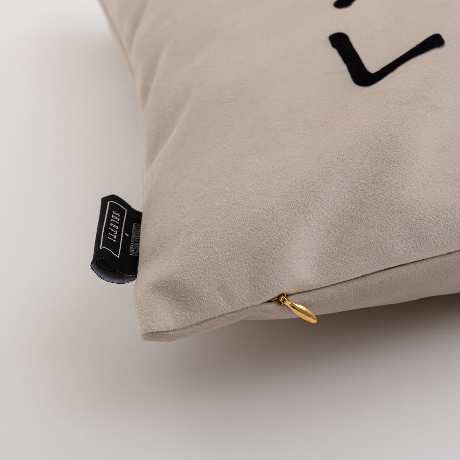 Seletti Cushion Dream-Merda Black