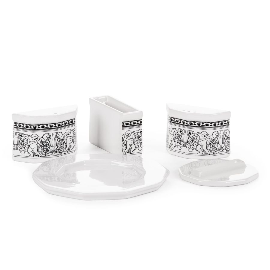 Seletti Palace Fontana