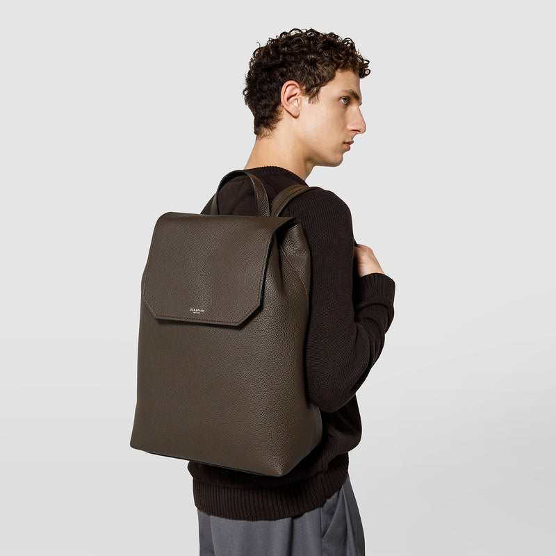 Serapian Day backpack in cachemire leather espresso